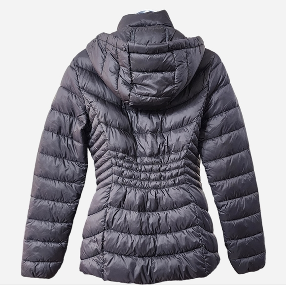 FINAL PRICE🚨 DKNY | Black Hooded Zip-Up Puffer Coat - Picture 6 of 9